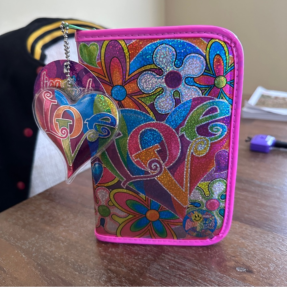 Lisa Frank Love/hearts mini binder agenda